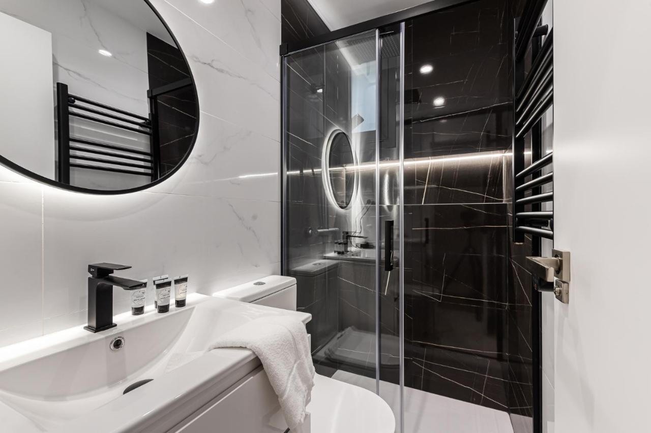 Apartment Waou Essence I Lavapies Madrid