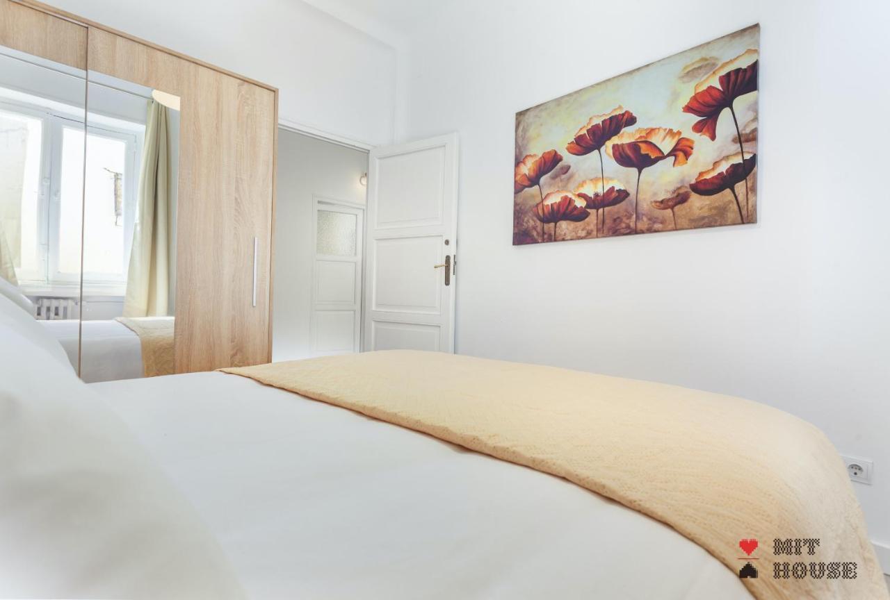 Apartment Latina En