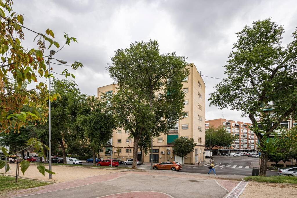 Arriaga Alto- Coqueto Duplex. Parking Gratuito Madrid