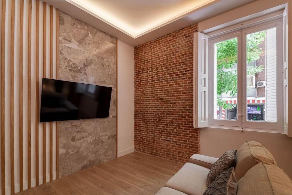 Apartment Salamanca V Calle Alcantara 3br 3bh Madrid