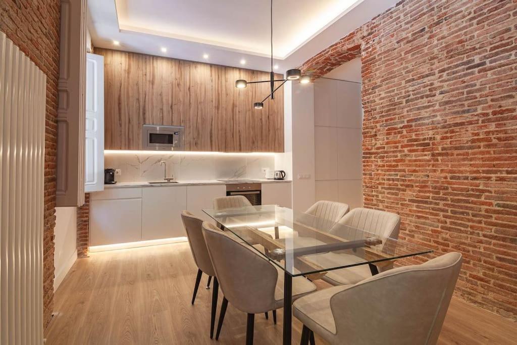 Salamanca V Calle Alcantara 3br 3bh Apartment