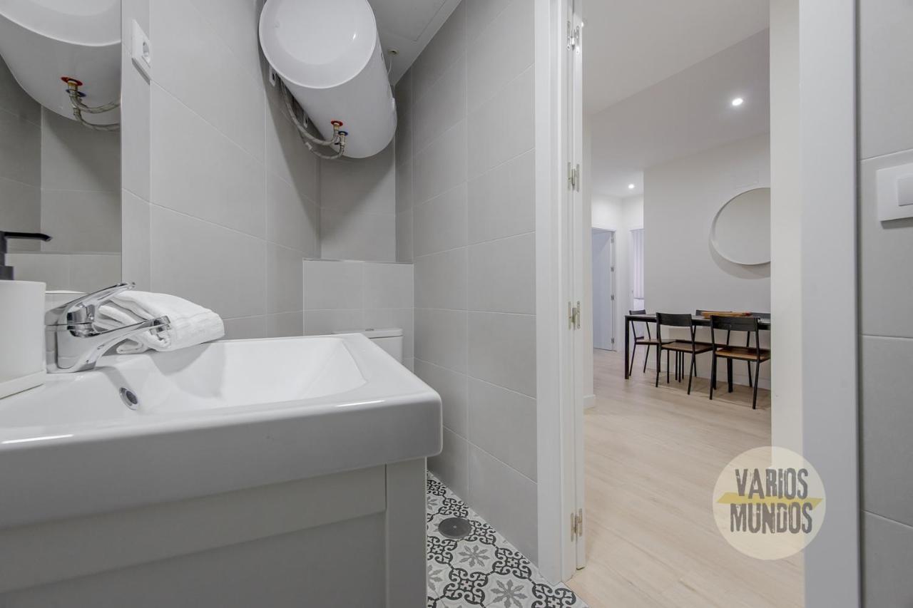 Spacious New 7 En La Plaza De Tirso De Molina Apartment