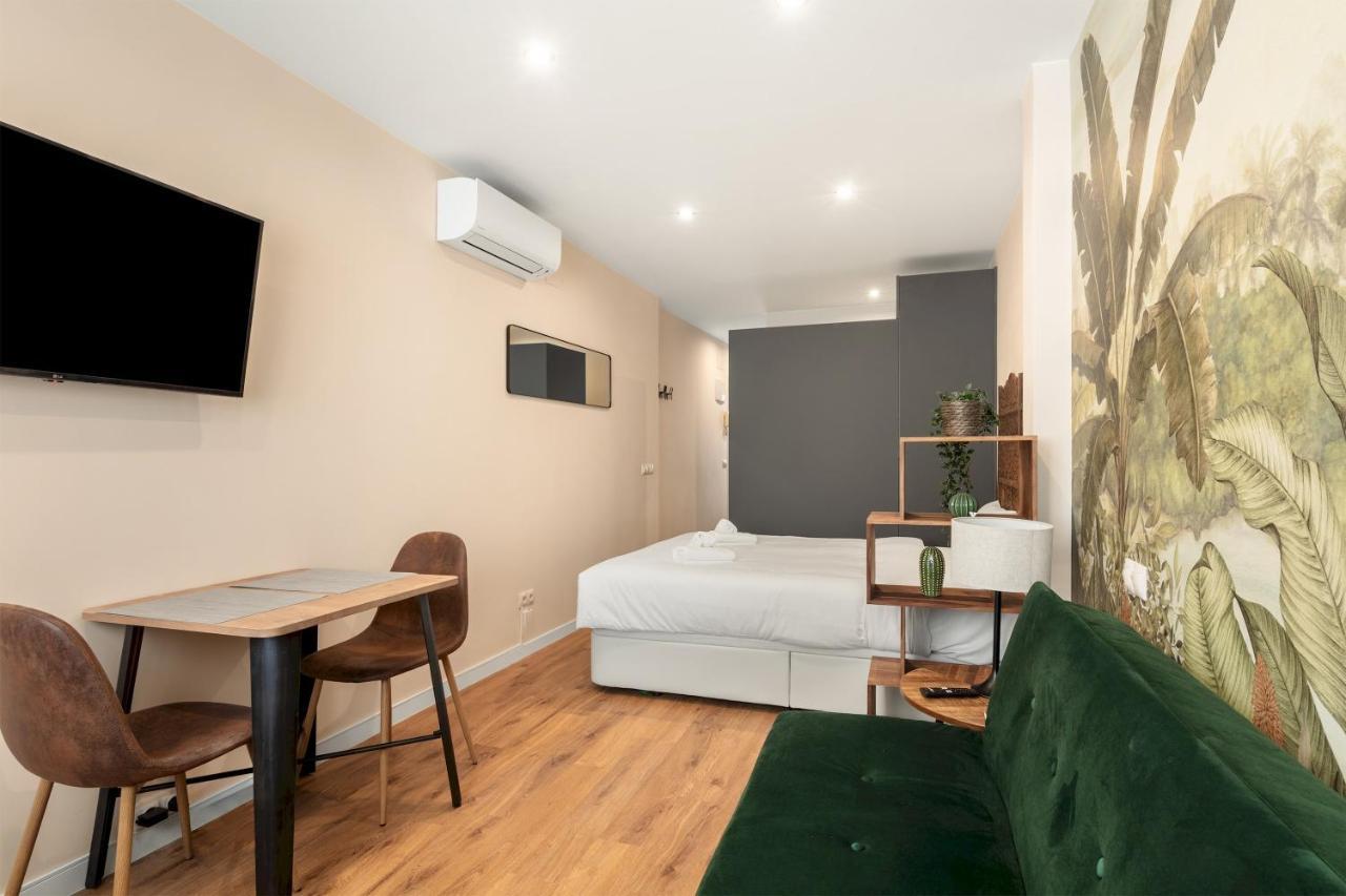 1 Bedroom 1 Bathroom Furnished - Chueca - Modern Functional - Mintystay *