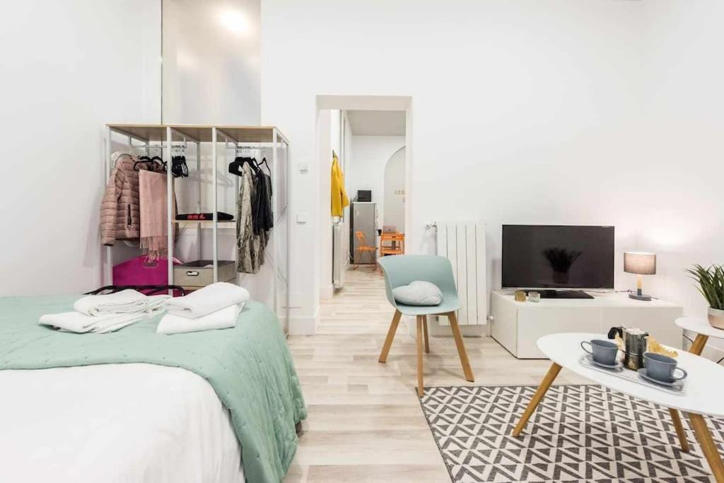 Lejlighed Calle Huertas Galeria By Regalatemadrid Madrid