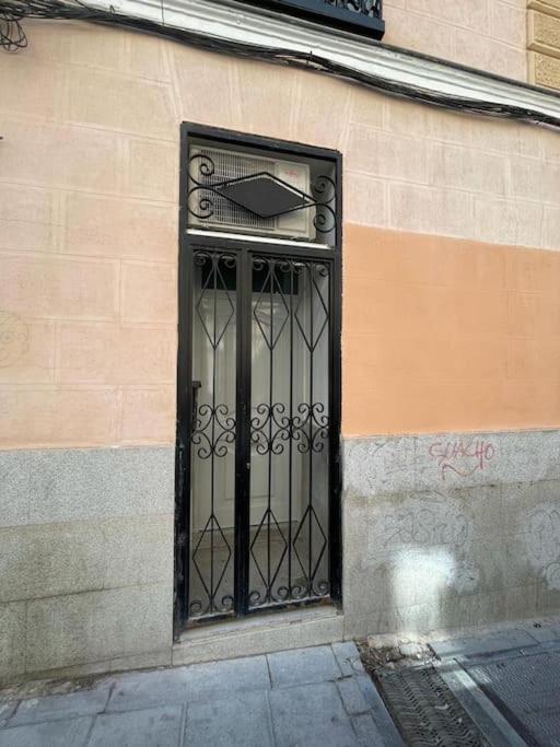 Apartment Cool Duplex 7pax En Calle Monteleon/centro Madrid