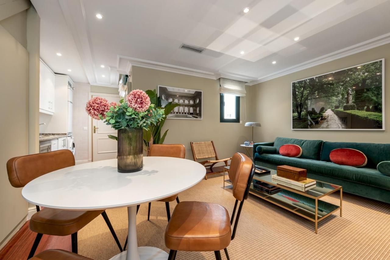 Apartment 2 Bedrooms 2 Bathrooms- Penthouse- Almagro- Mintystay *