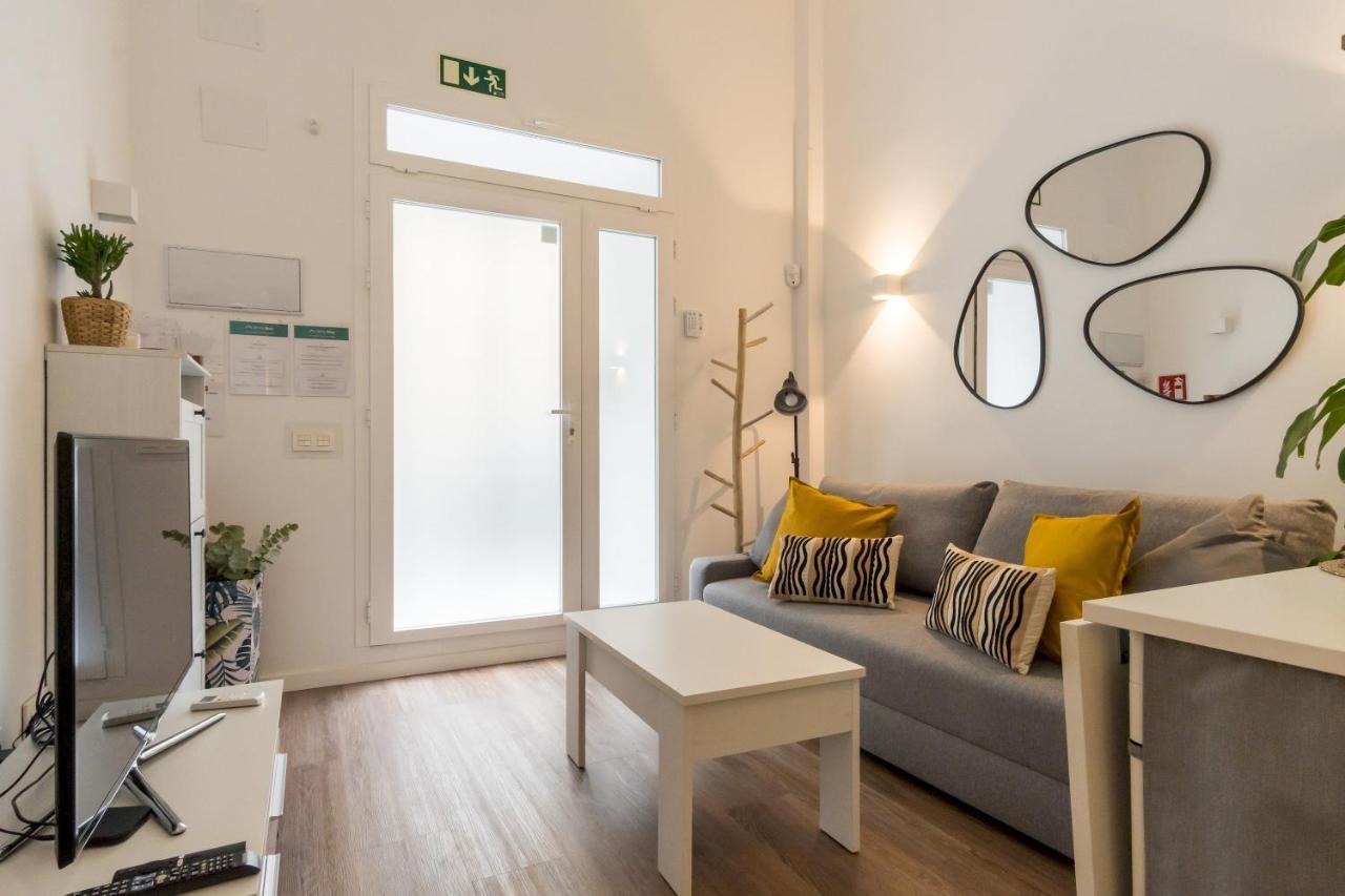 Apartment Modern And Cozy- 1 Bedroom 1 Bathroom -lavapies
