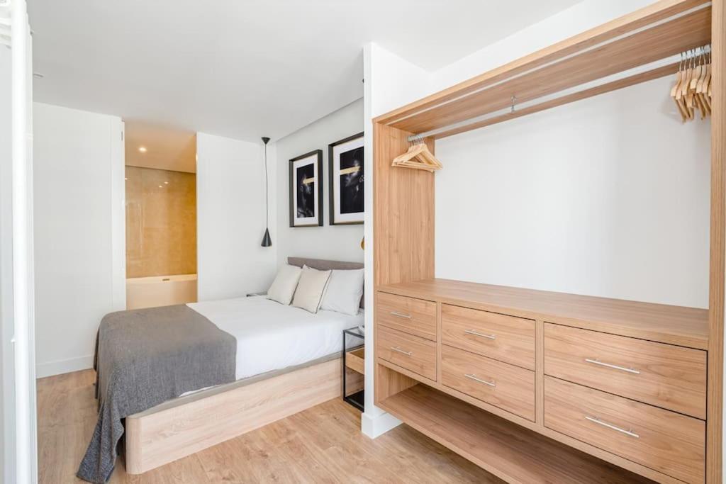 Gran Via Vi Calle Jacometrezo 2br 2bh Apartment *