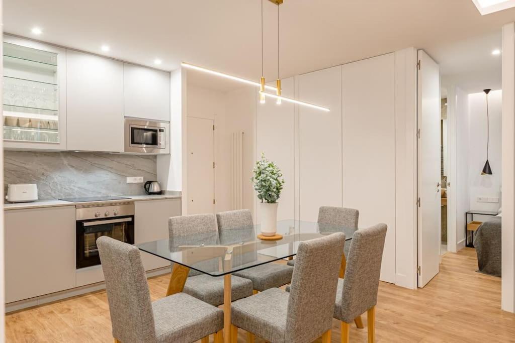 Gran Via Vi Calle Jacometrezo 2br 2bh Apartment *