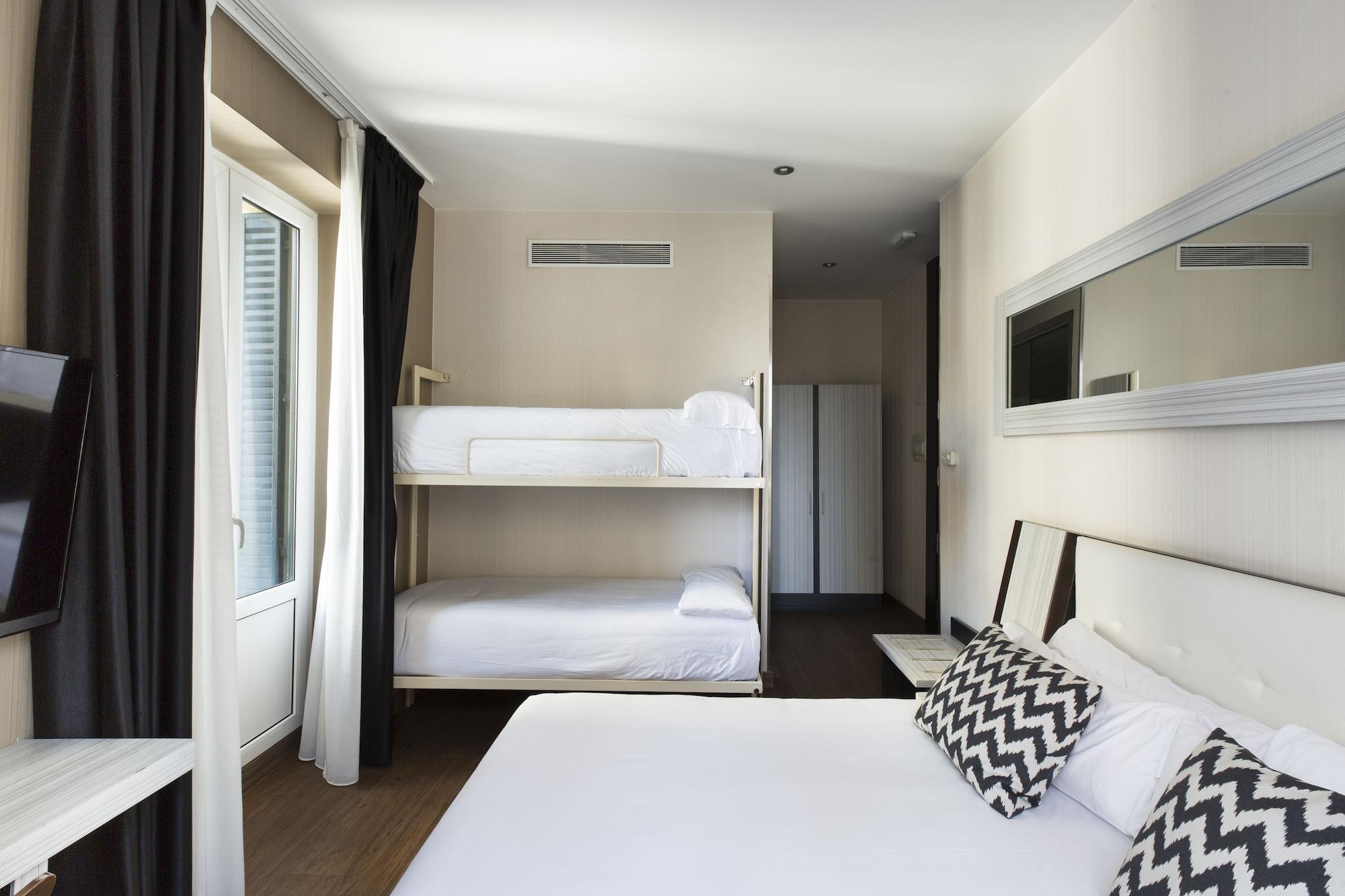 Petit Palace Triball Hotel Madri