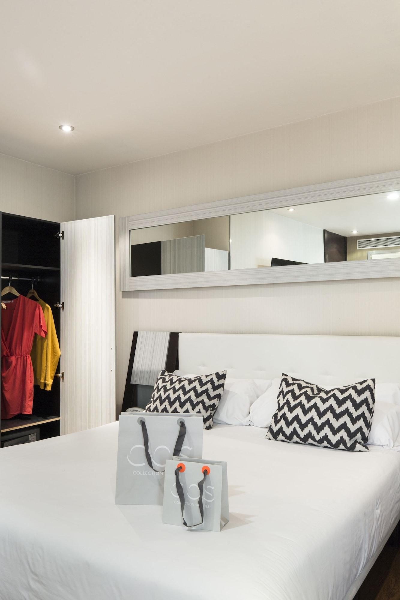 Petit Palace Triball Hotel Madri