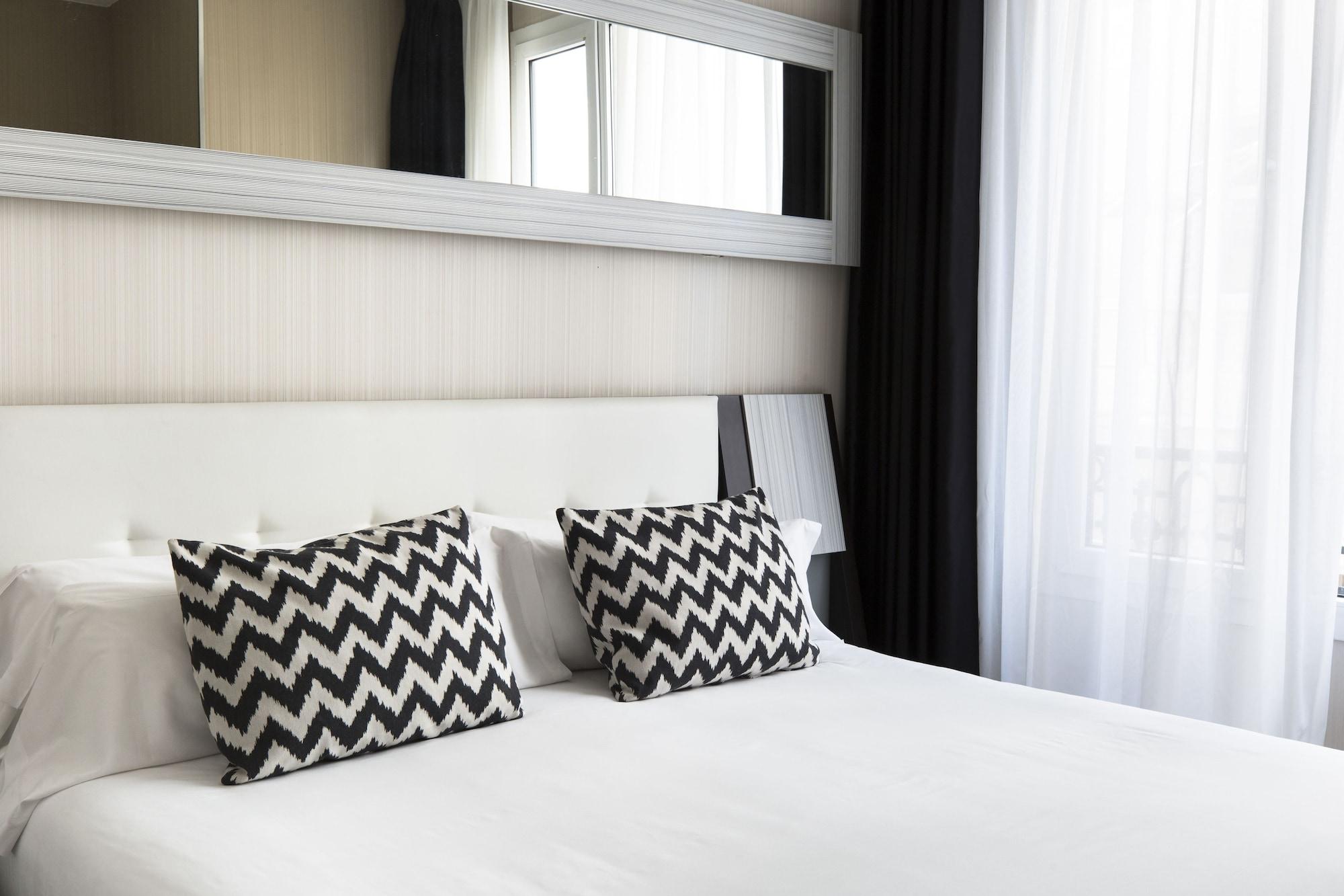 Petit Palace Triball Hotel Madri