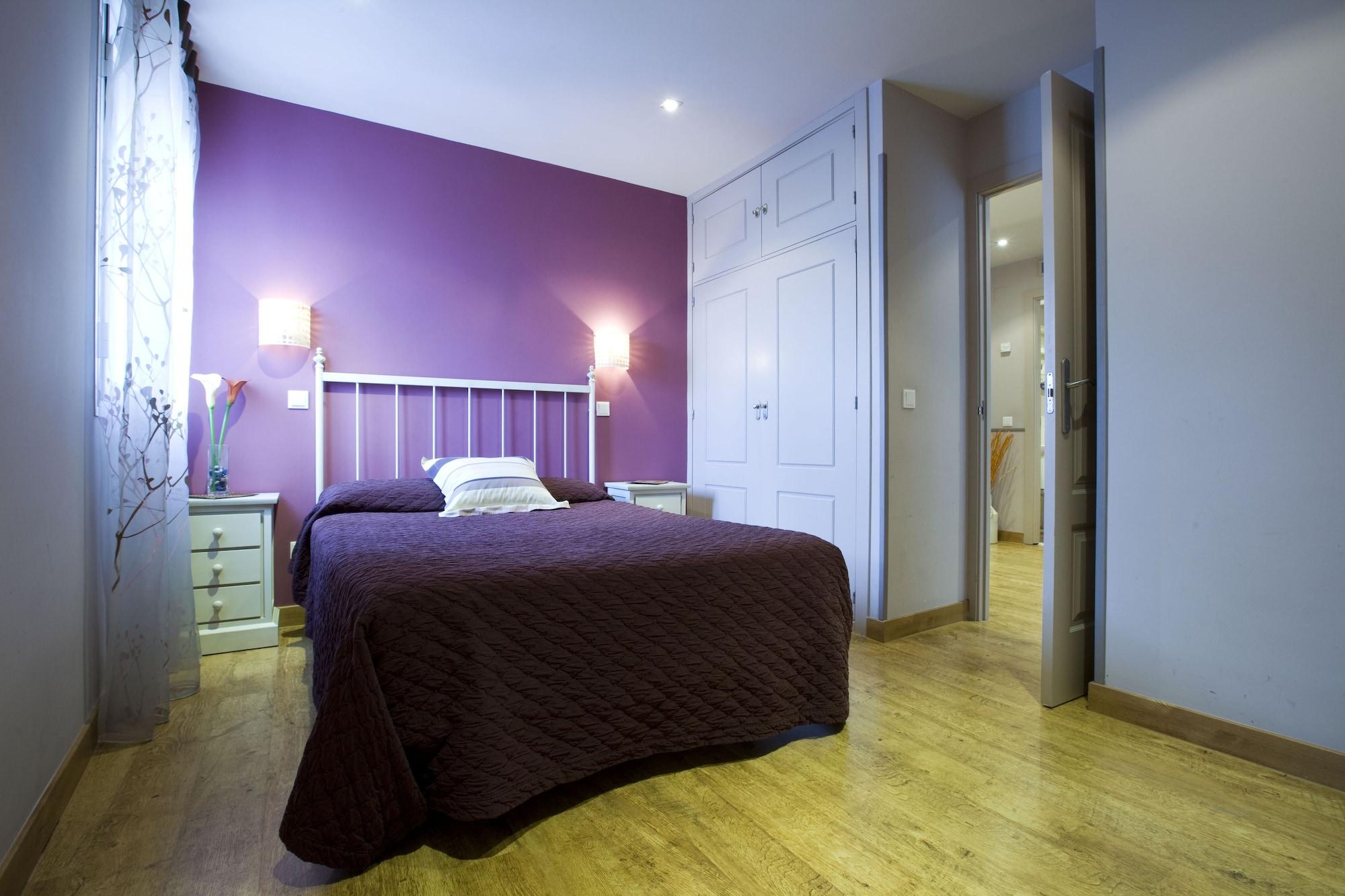 Apartment Palacio Real Iii