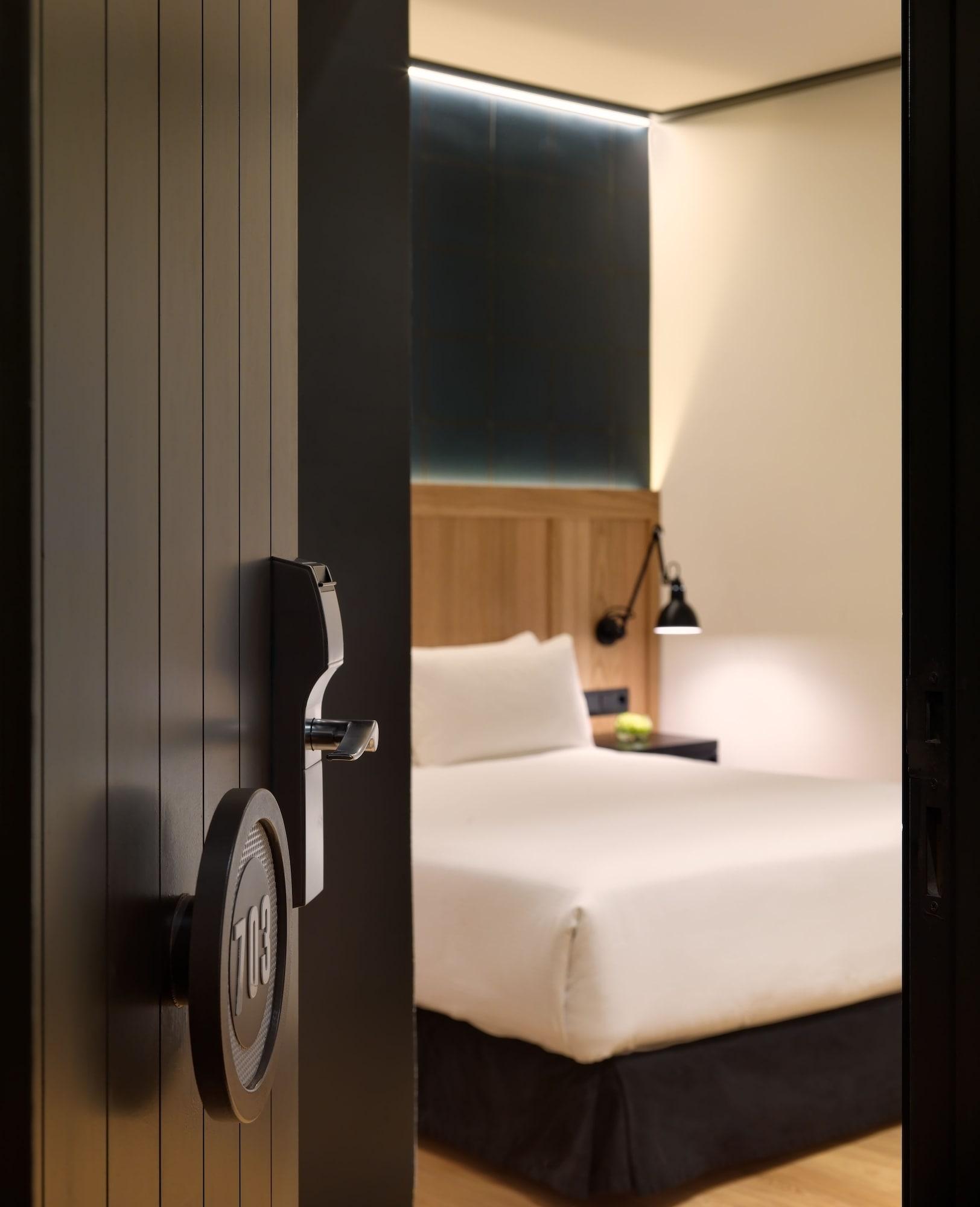 H10 Puerta De Alcala 4* Madrid