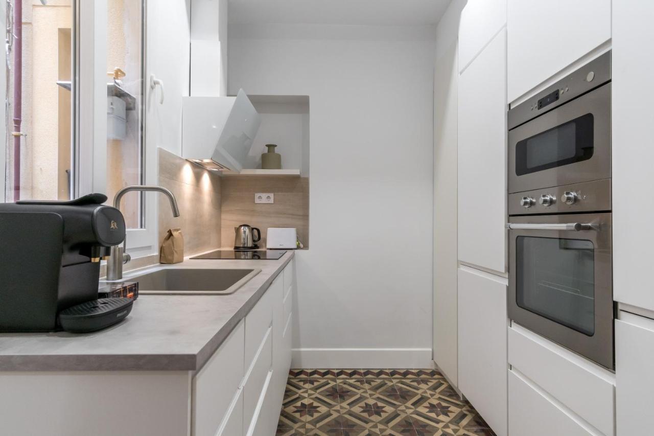 1 Bedroom 1 Bathroom - Cozy- Cortes Apartment Madrid