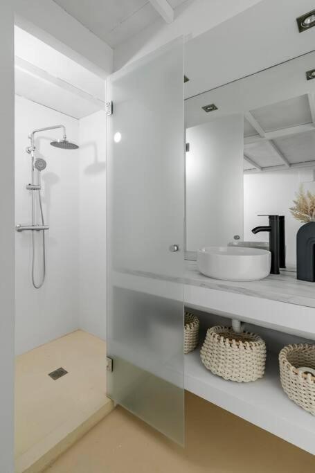 Beautiful And Cosy Flat La Latina-rastro-der * Madrid