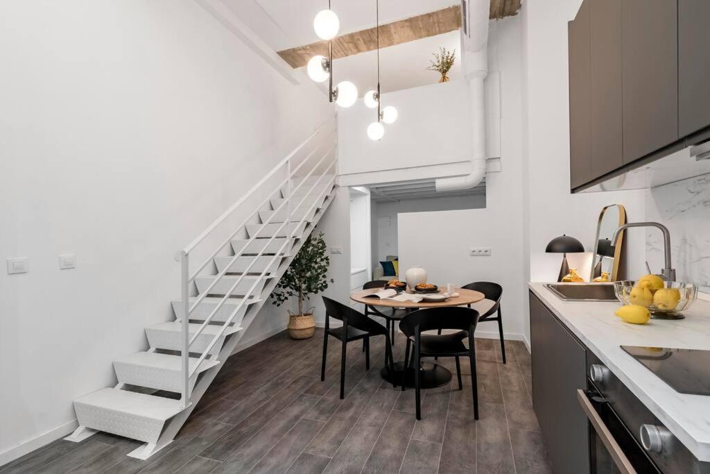 Beautiful And Cosy Flat La Latina-rastro-der Madrid