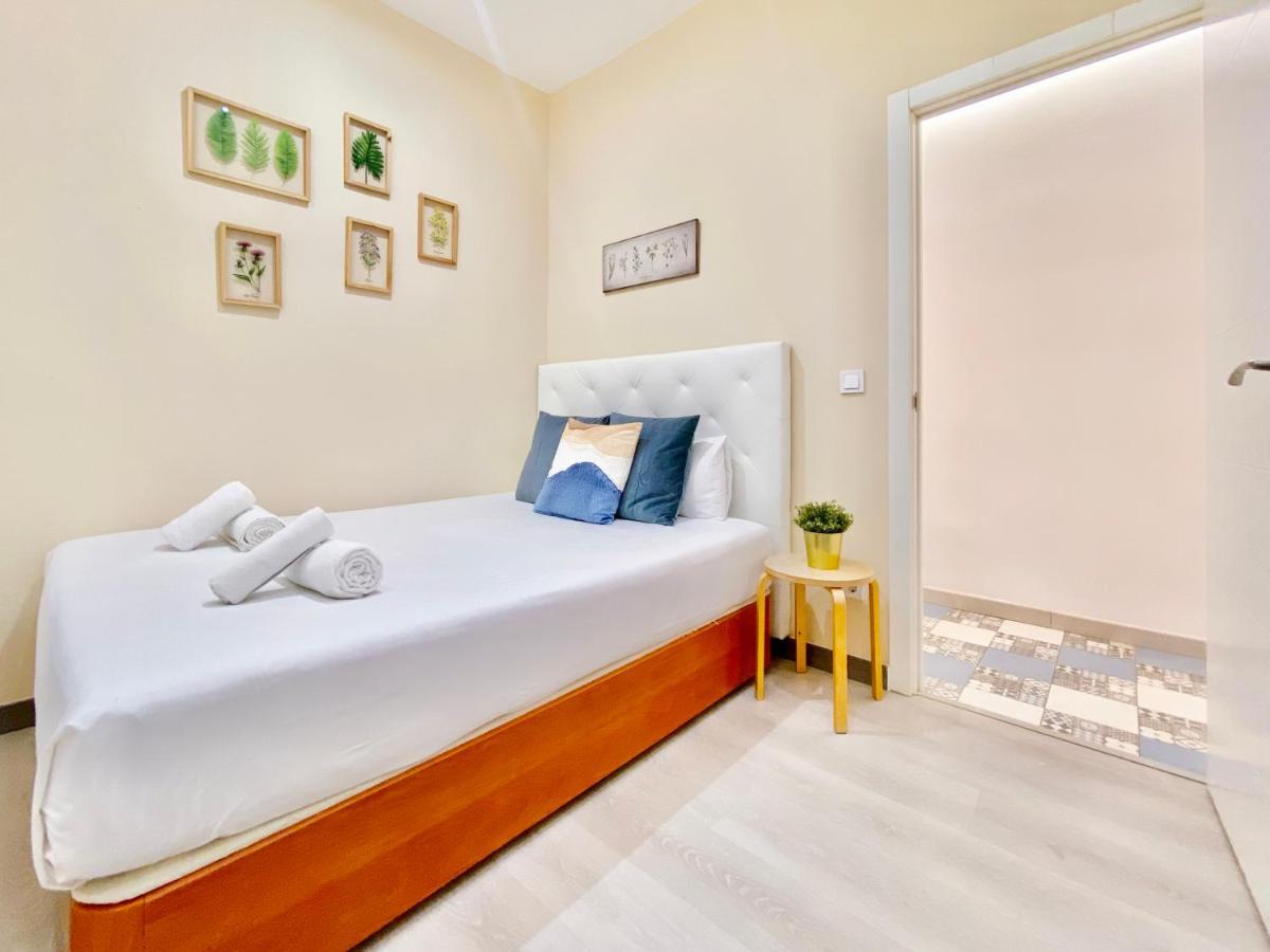 Charming Puerta Del Sol Center - 6 Bedrooms Apartamento *