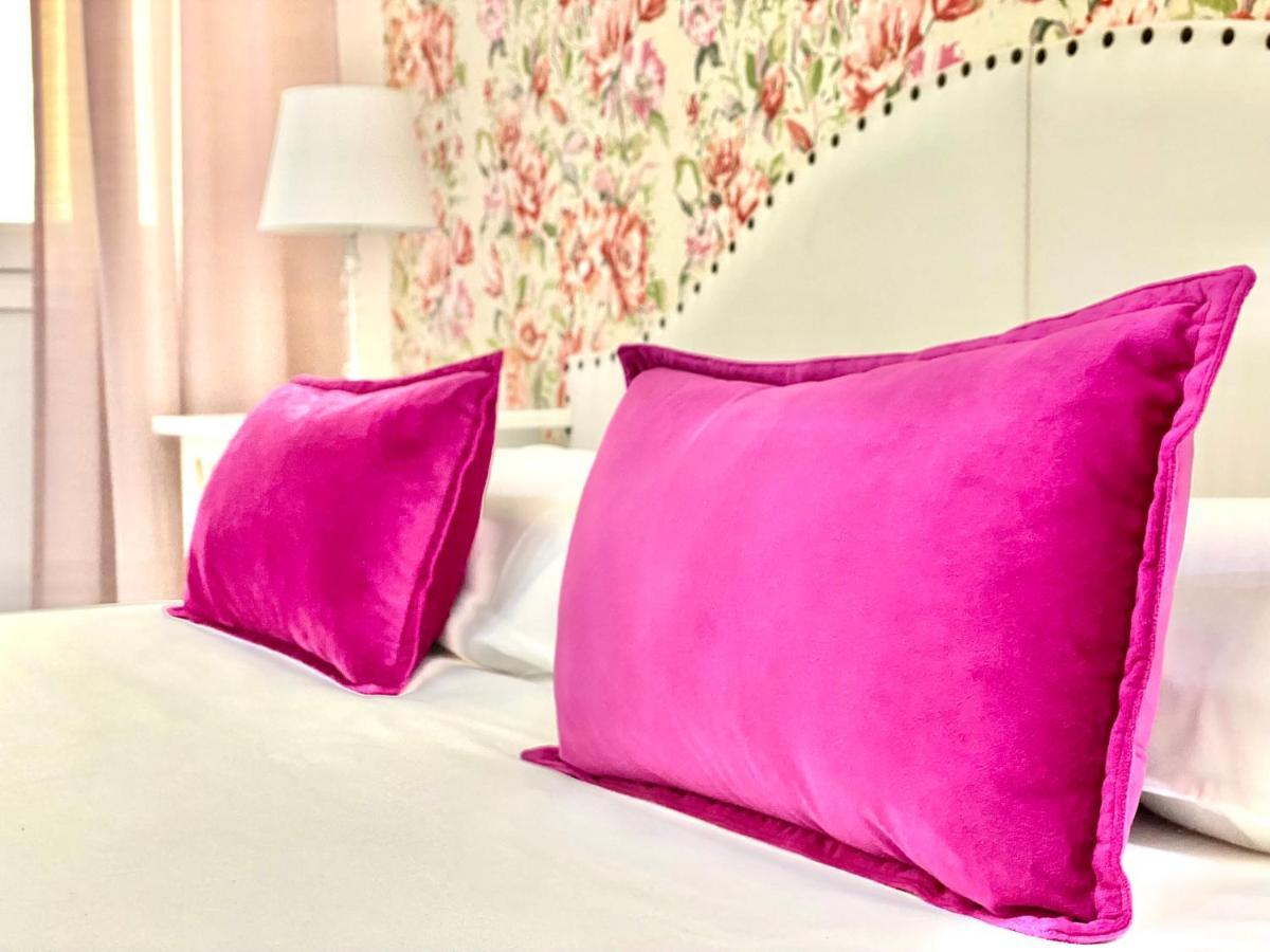 Charming Puerta Del Sol Center - 6 Bedrooms Apartamento