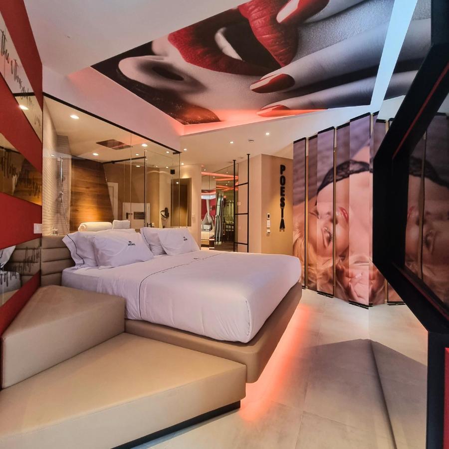 Avenue - Lovely Love hotel