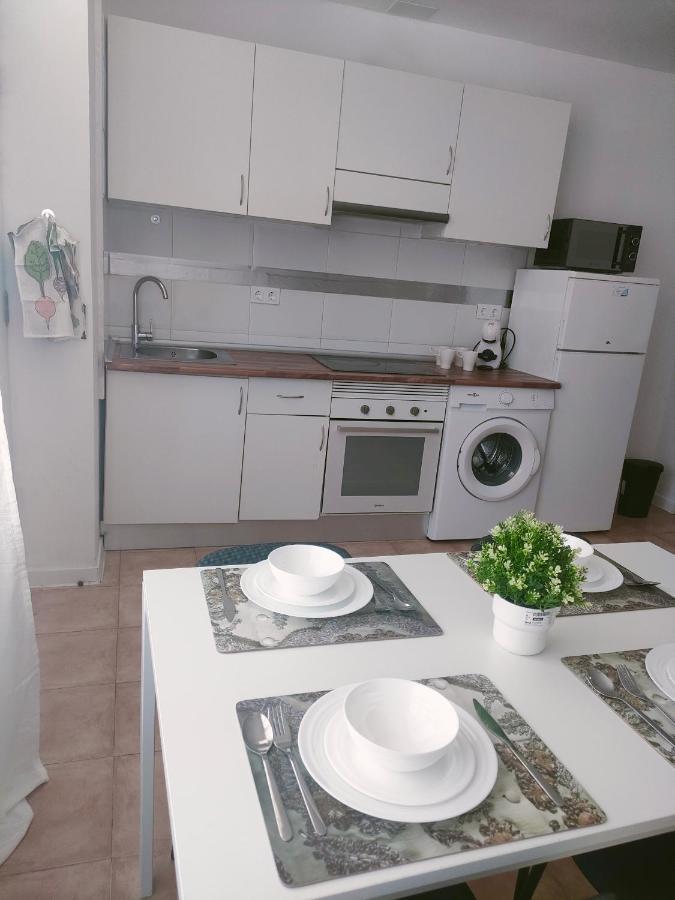 Centro Bernabeu Wizink Feria Aeropuerto Apartamento *