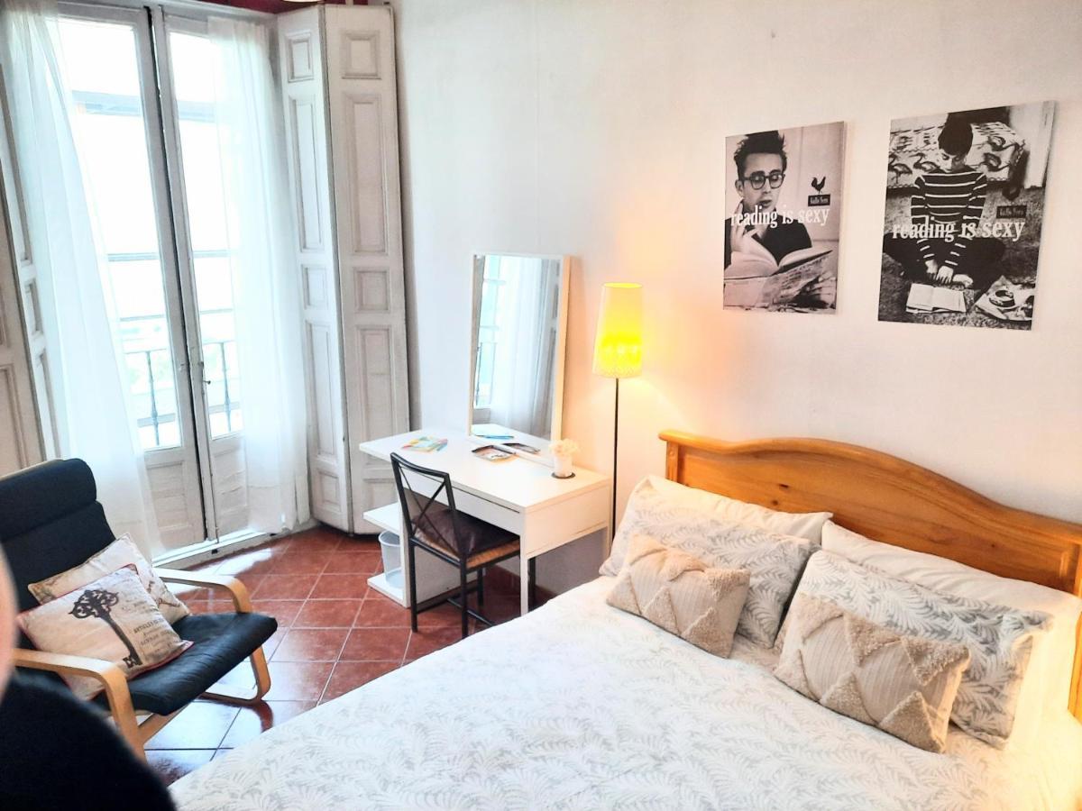 Habitación en casa particular Barrio De Letras, Corazon De Madrid
