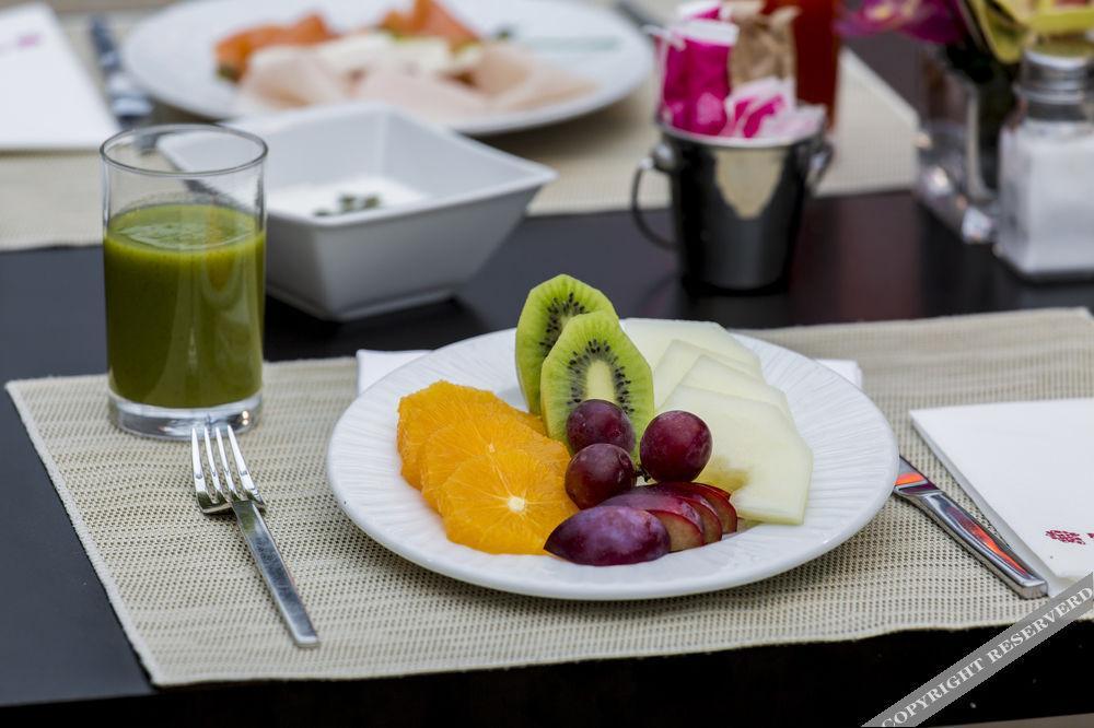 Icon Embassy Hotel Madri