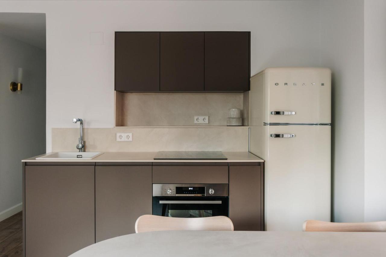 Beautiful In The Heart Of Apartment