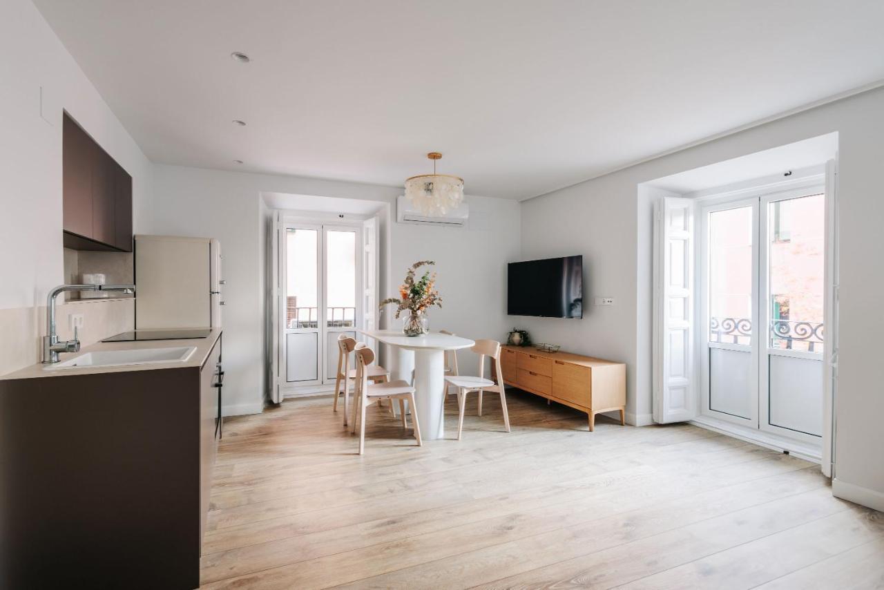 Beautiful In The Heart Of Apartment Madrid