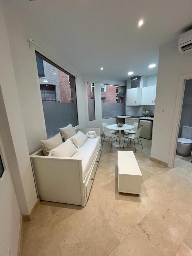 Apartment Apartamento Andres Tamayo Av America Botanica *