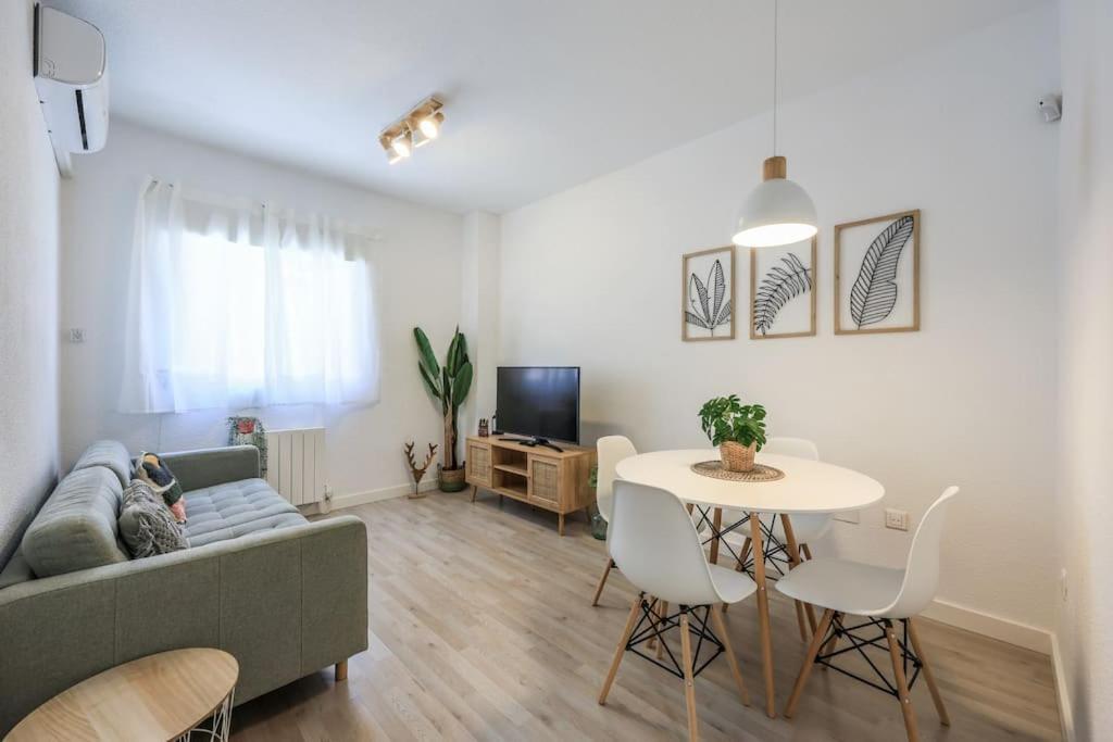 Stunning Flat To Enjoy Apartment