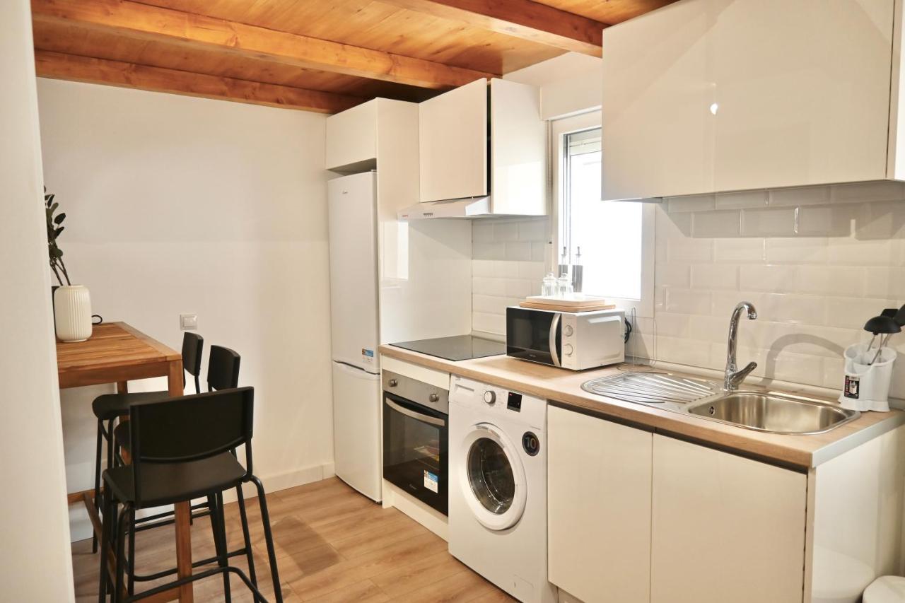 Apartment Encantador Estudio Temporal Con Cama En Mezanine Cerca De La Vibrante Avenida Albufera Mpe35 Madrid
