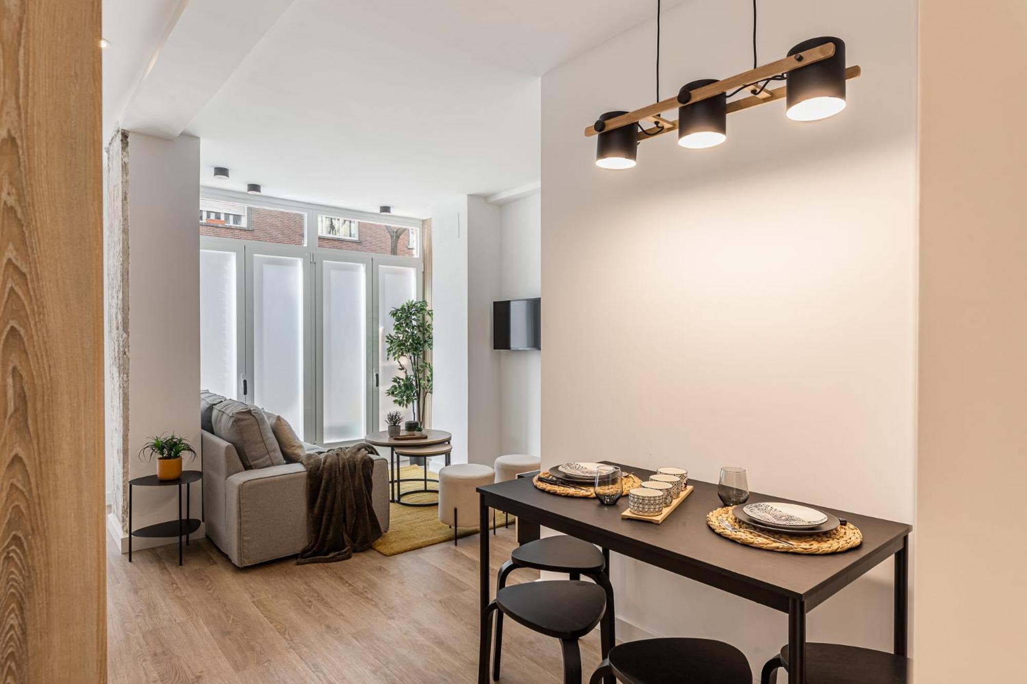 Queens Salamanca I - Alquiler Corta Duracion Apartment *