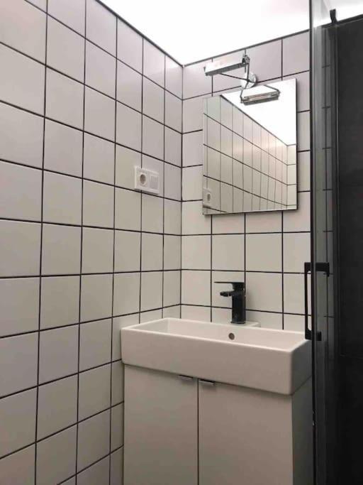 Apartamento 70m2 Loft With Patio Only 20mn From Plaza Castilla C2 Madrid