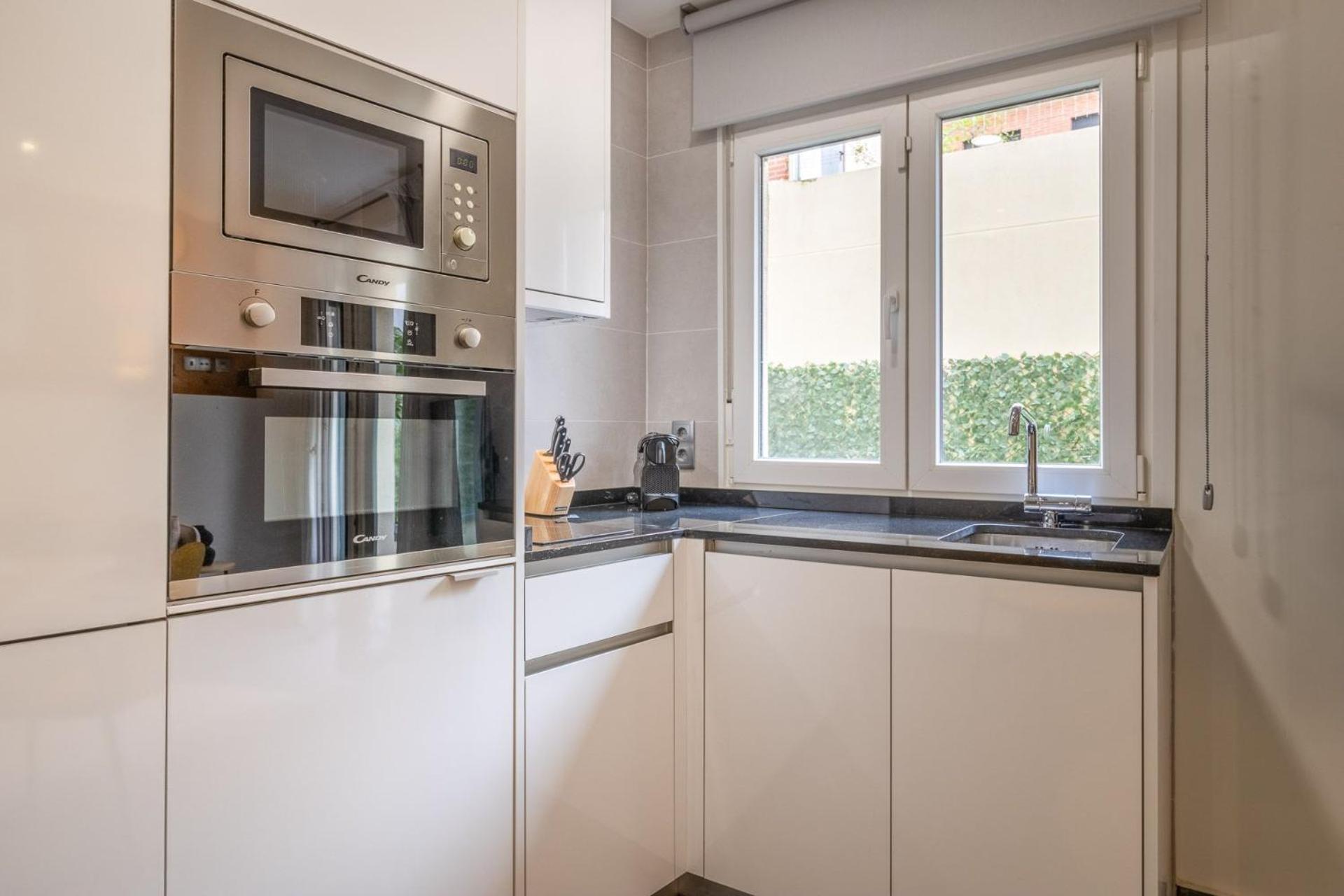 Charming Ground-floor With Private Terrace Latina Toledo I