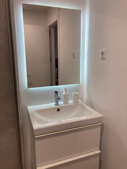 Apartment Ideal Con Terraza En Bernabeu