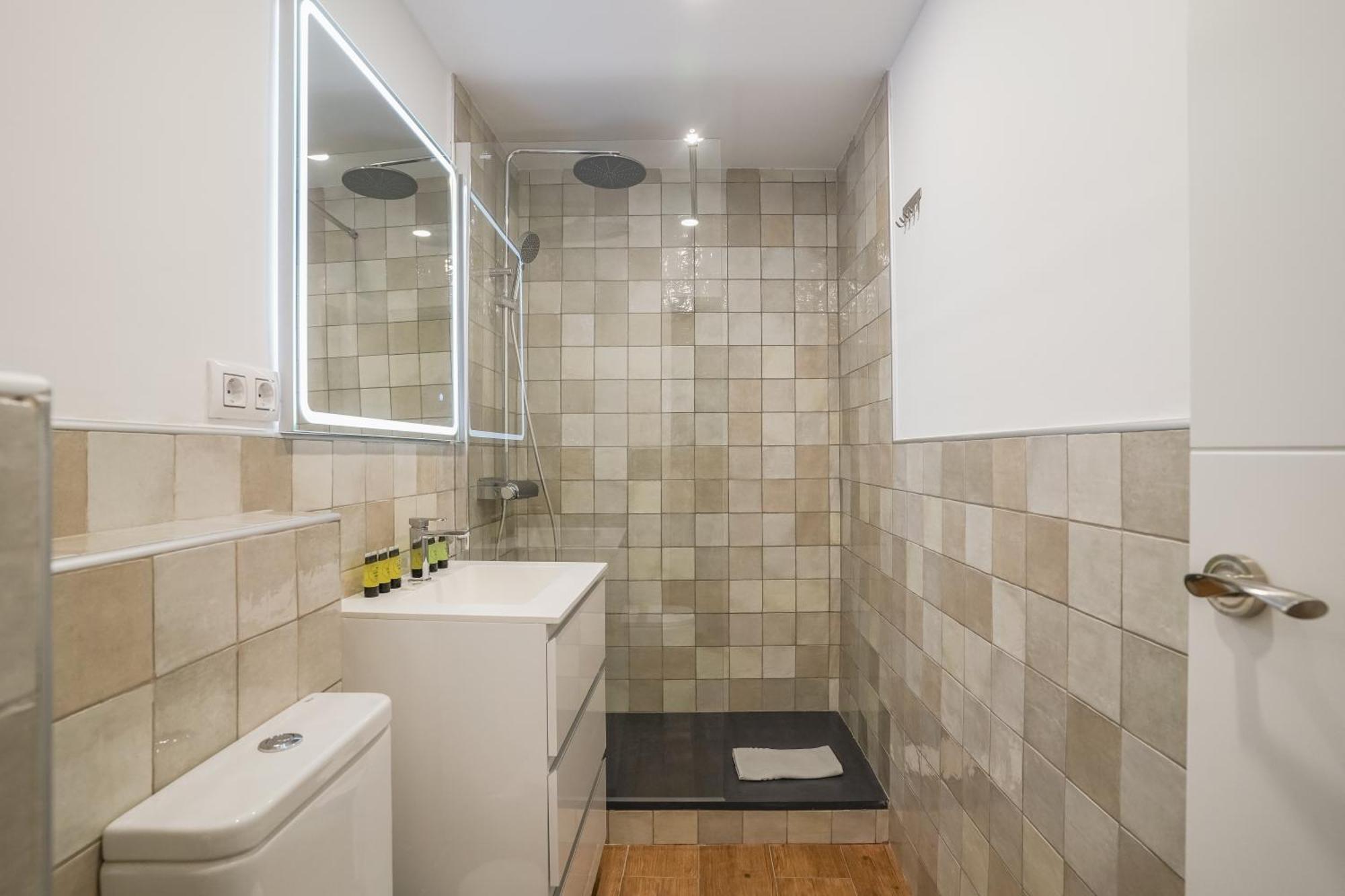 Apartment Stylish Triplex-2bedrooms 2bathrooms-ventas
