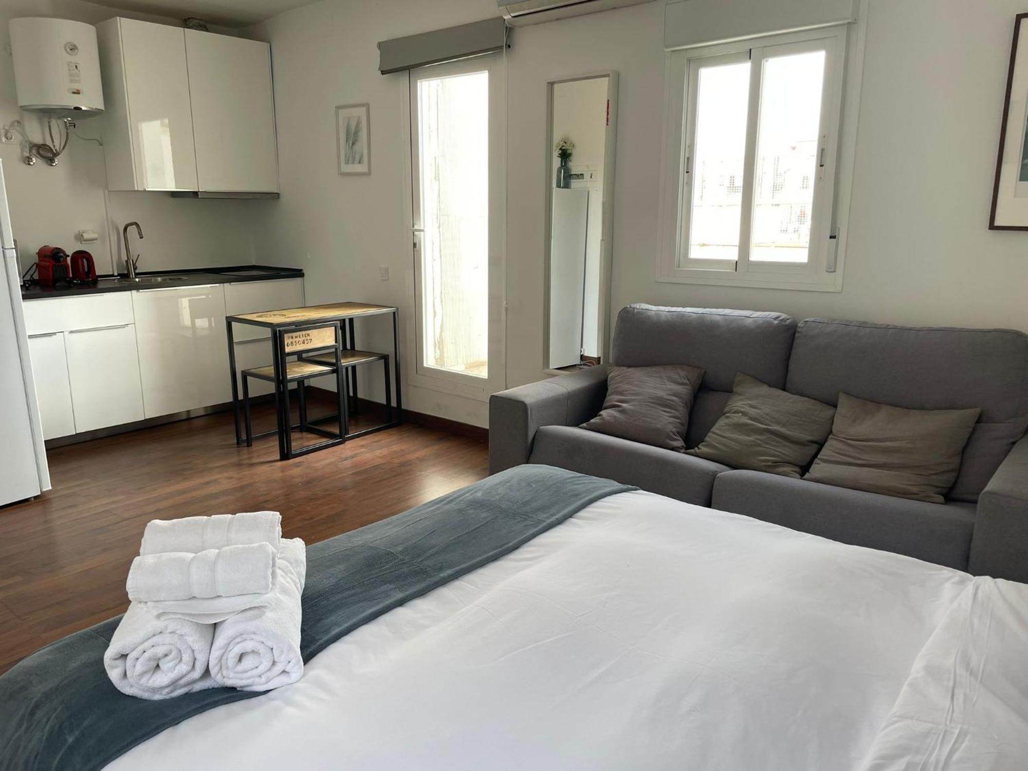 Estudio Con Terraza Ibizaretiro I Habitación en casa particular *