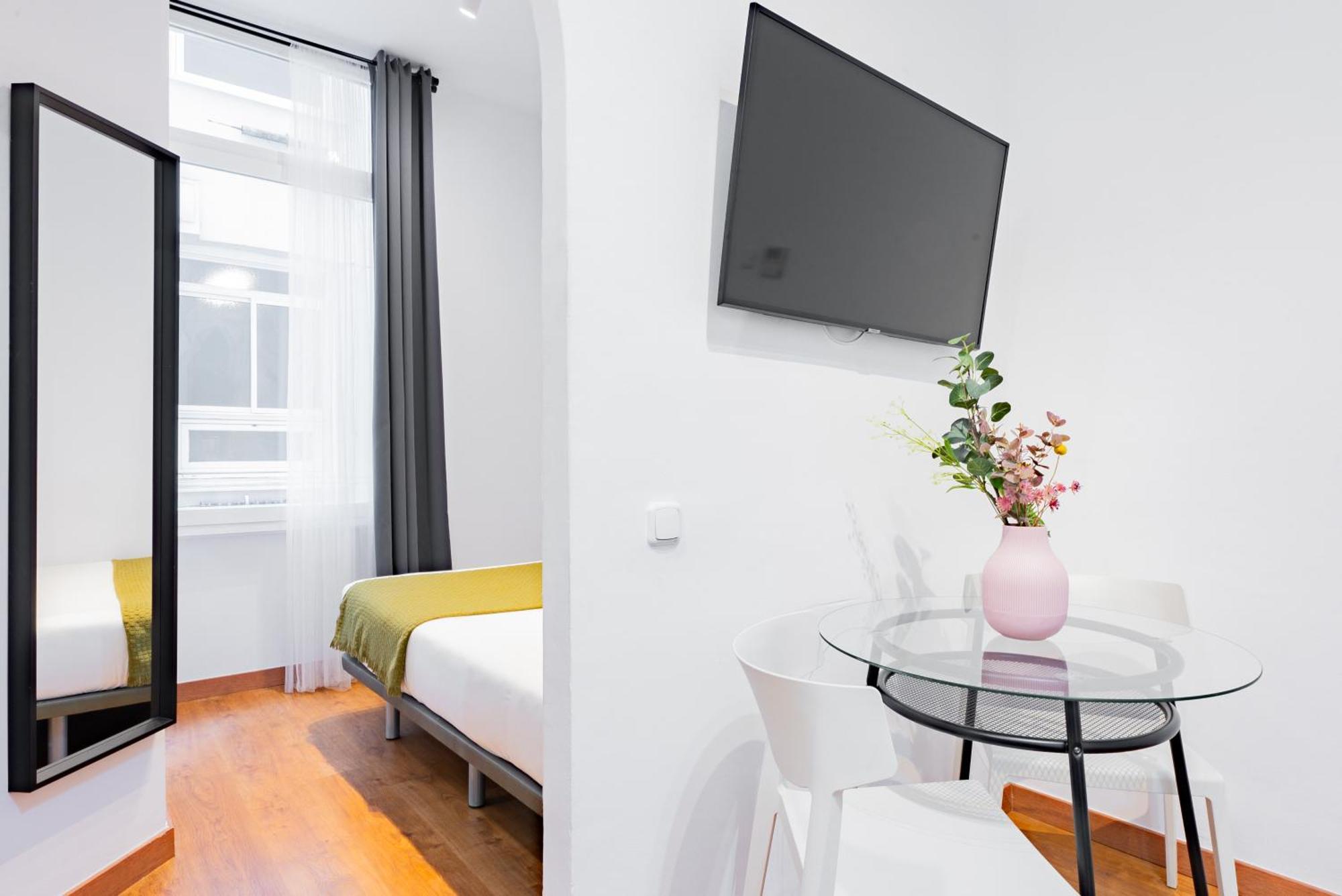 Smartr Gran Via 47 Aparthotel