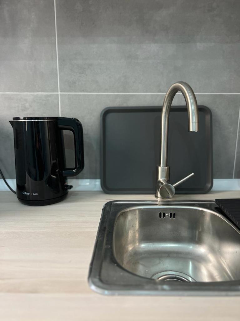 Cenral Renovated Flat Lejlighed