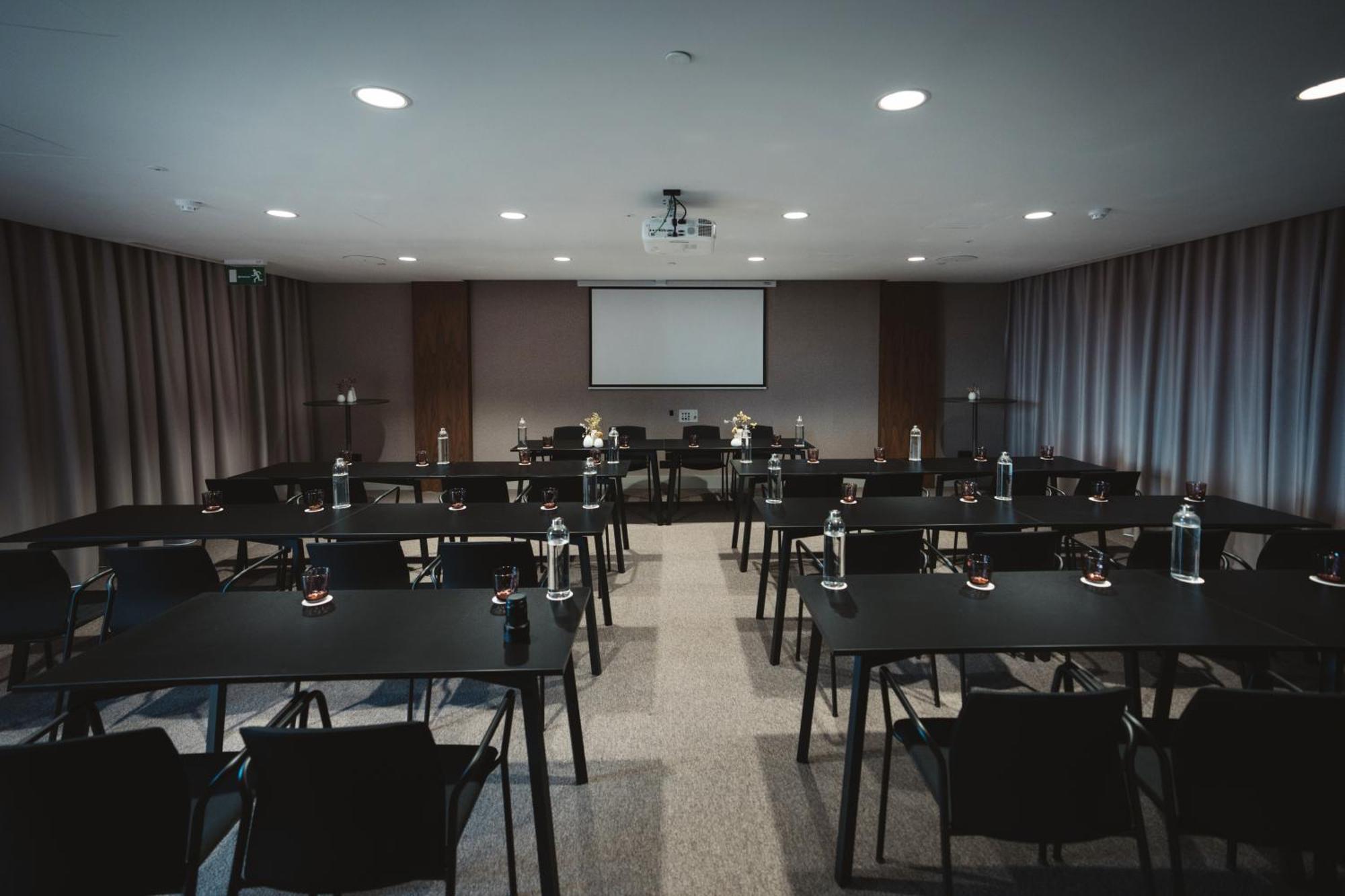 Pinar Plaza Hotel 4*