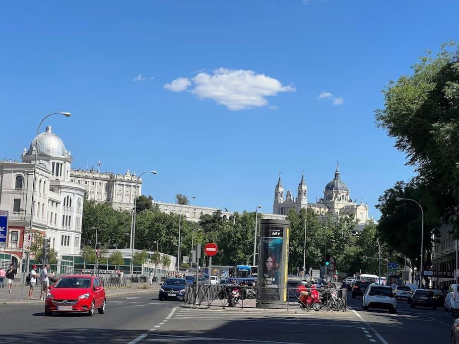 Next To Parque Del Oeste Apartment *