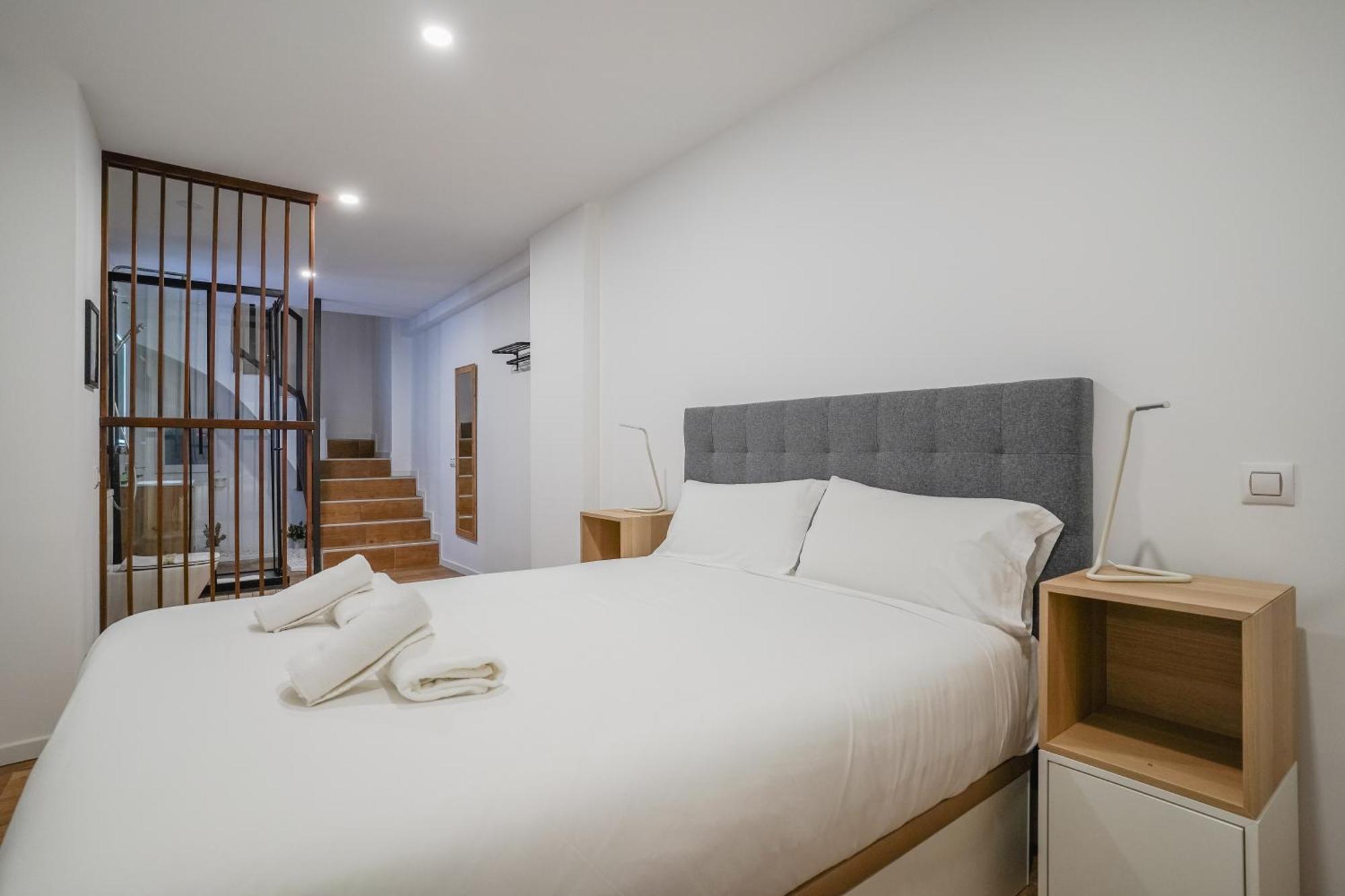 Apartment Stylish Triplex-2bedrooms 2bathrooms-ventas