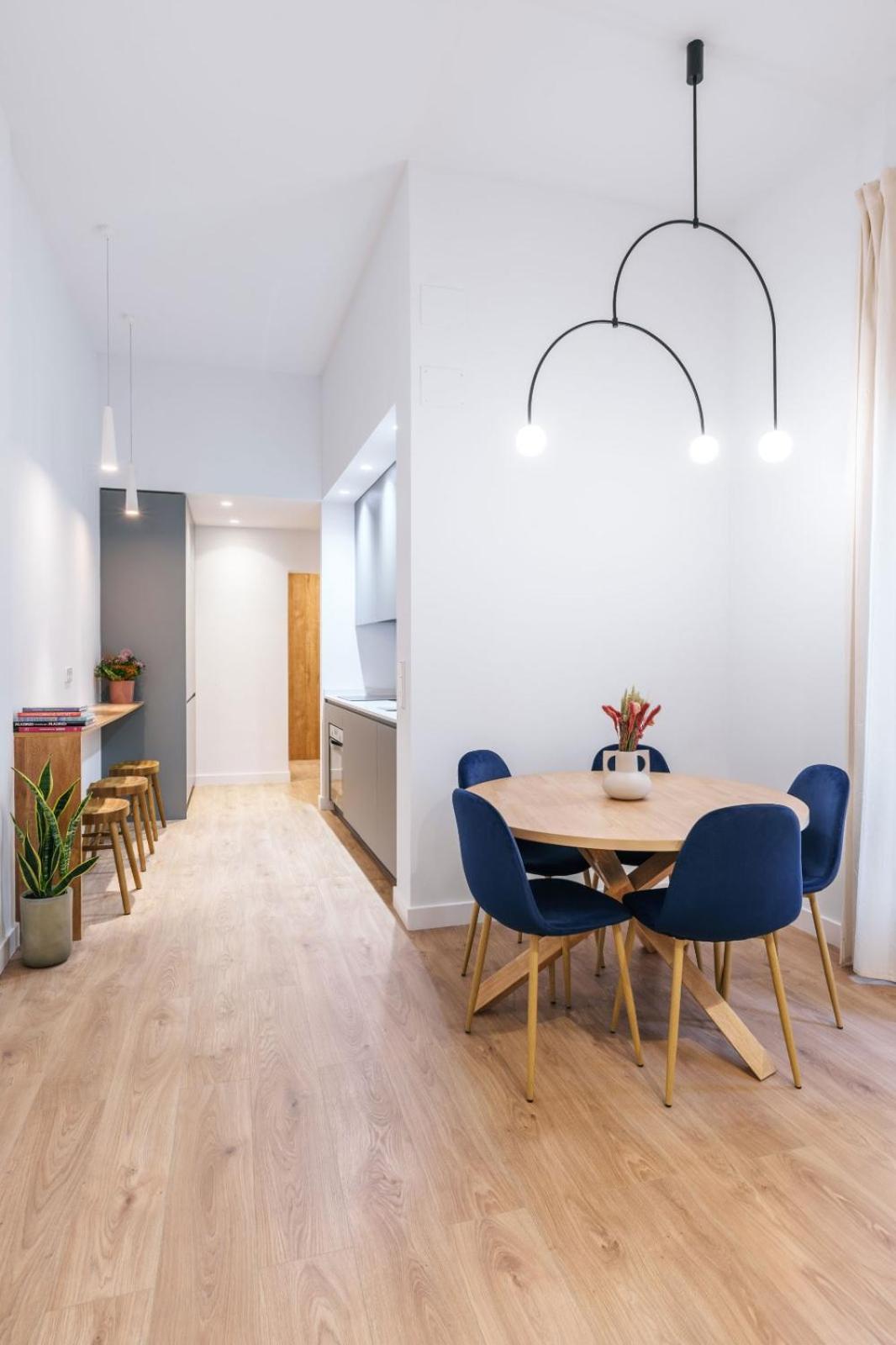 New Luxury Flat Next To Gran Via Apartment