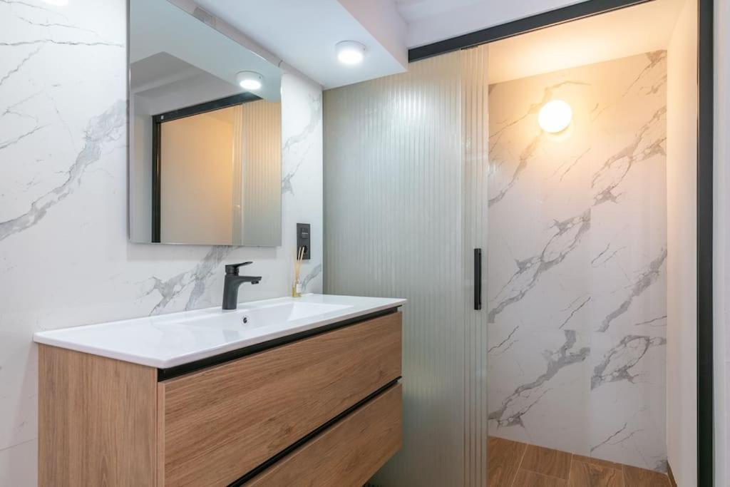 Precioso Duplex En Zona Vista Alegre En Lejlighed *
