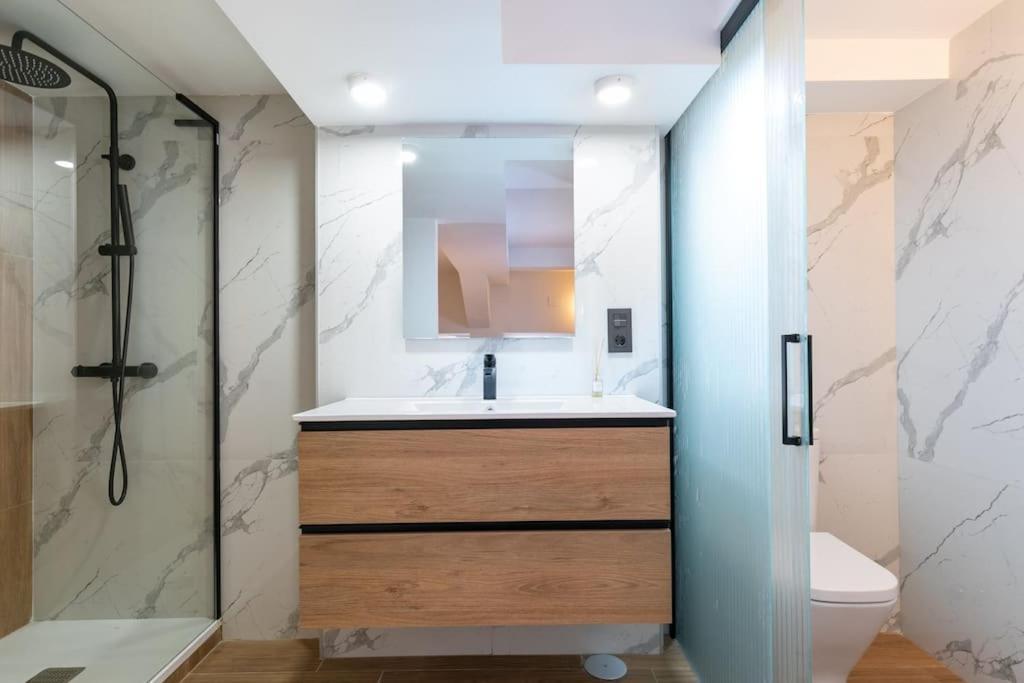 Lejlighed Precioso Duplex En Zona Vista Alegre En Madrid