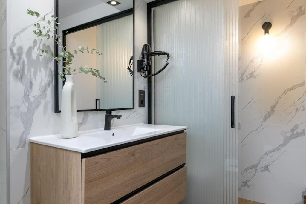 Precioso Duplex En Zona Vista Alegre En Lejlighed Madrid