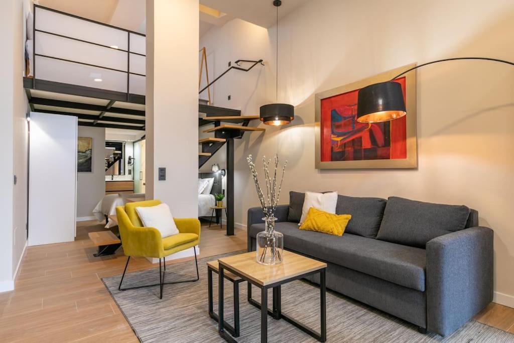 Precioso Duplex En Zona Vista Alegre En Lejlighed *