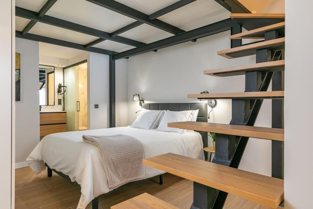 Lejlighed Precioso Duplex En Zona Vista Alegre En Madrid