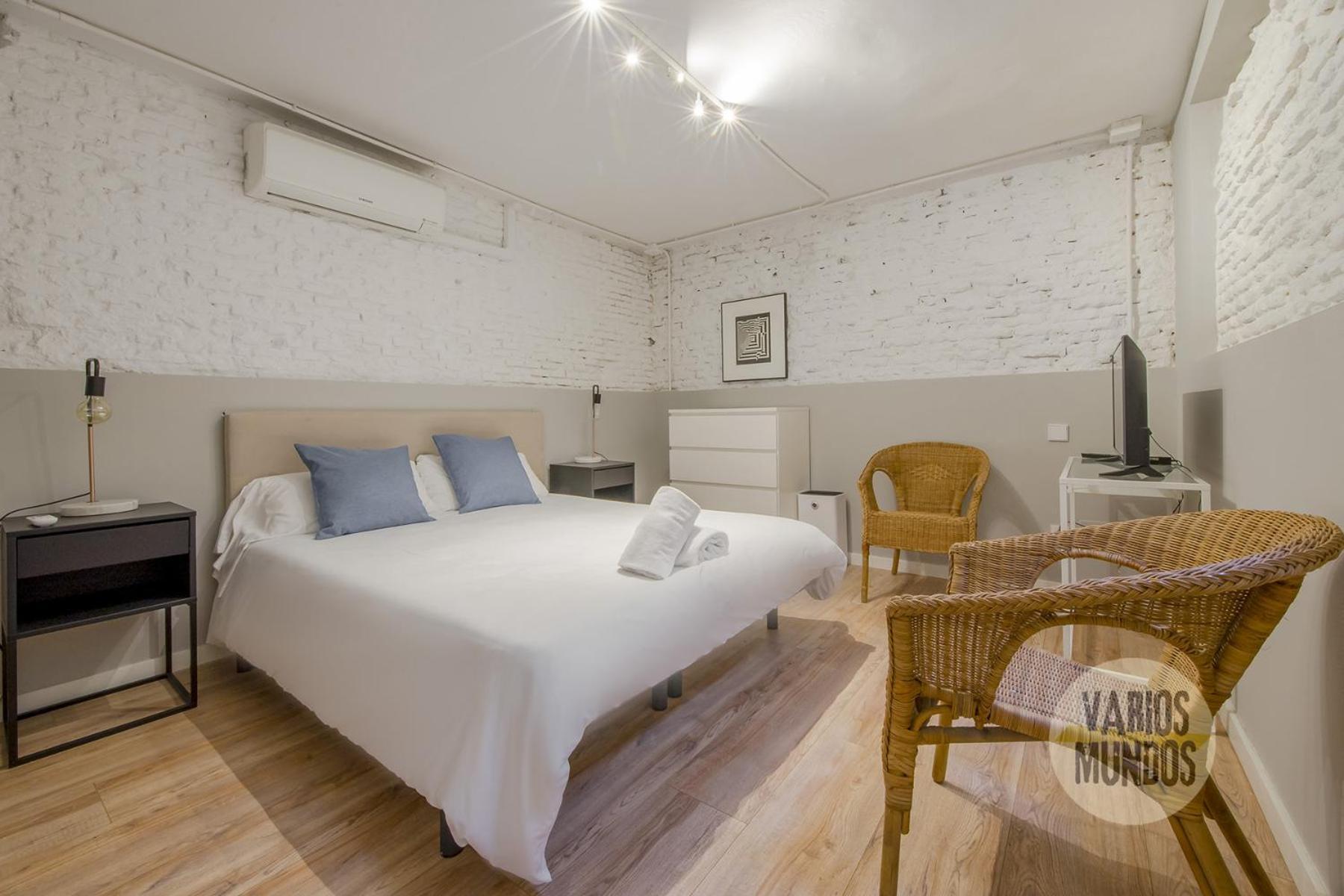 Palacio Escondido Para 8 En Castillo 5 Madrid